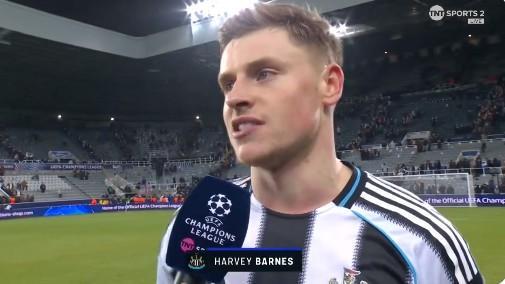 世界杯高清直播-哈维-巴恩斯：替维萨感到开心，我们这场比赛逼抢做得很好