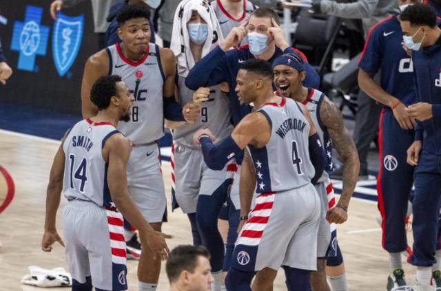 世界杯官方平台-8战7胜同期防守效率联盟第五 季后赛，奇才要来了