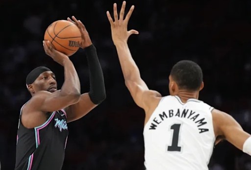 世界杯高清直播-文班亚马：“降龙十八掌！”